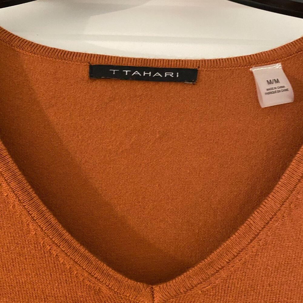 Tahari Sweater Sz. Medium - Picture 2 of 4